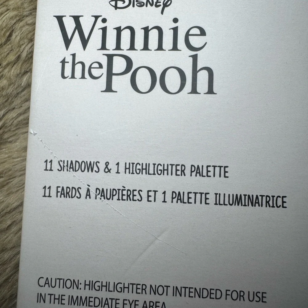 Disney Winnie the Pooh Shadow Highlighter Palette